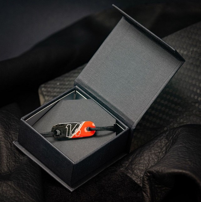 Bracelet F1 Arrows A20 Pedro de la Rosa Carbone
